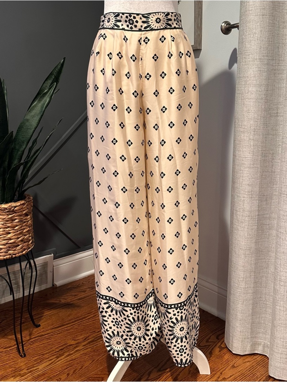 H&M Cream Wide-Leg Patterned Trousers with Black Trim